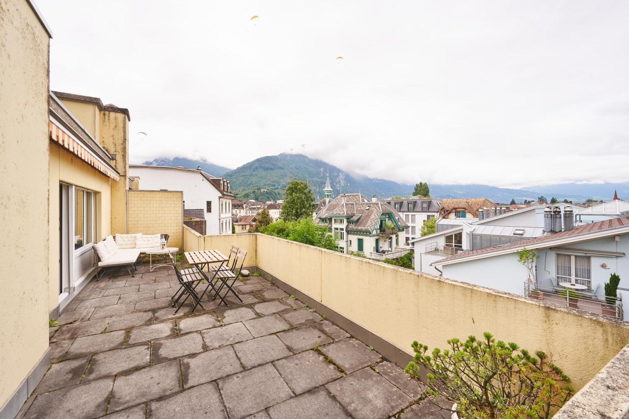 Stay Switzerland Apartments อินเทอร์ลาเคน ภายนอก รูปภาพ